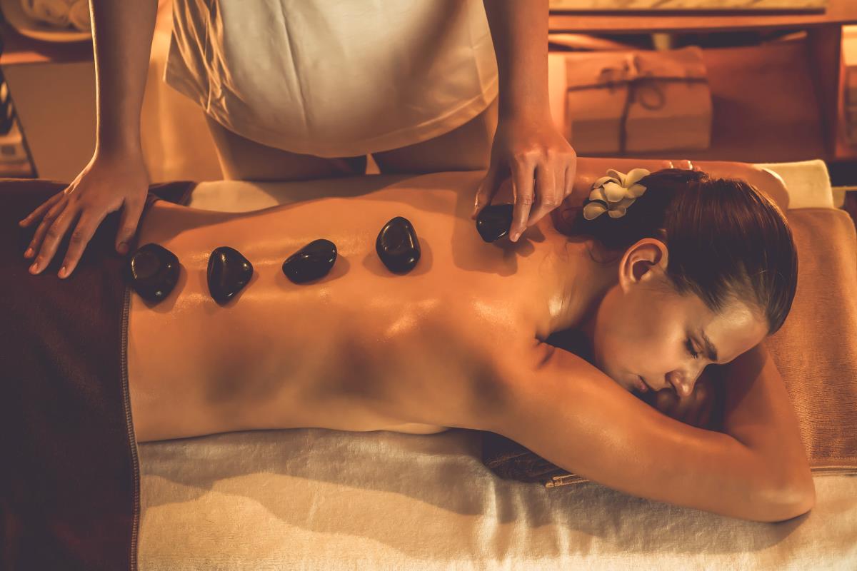 Link - Hot Stones Massage